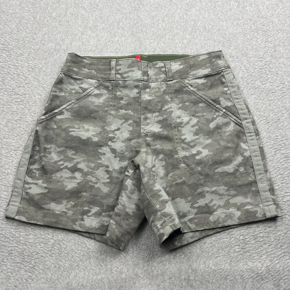 Spanx Stretch Twill 6" Shorts‎ Womens Medium Green Camouflage Pull On Shaping